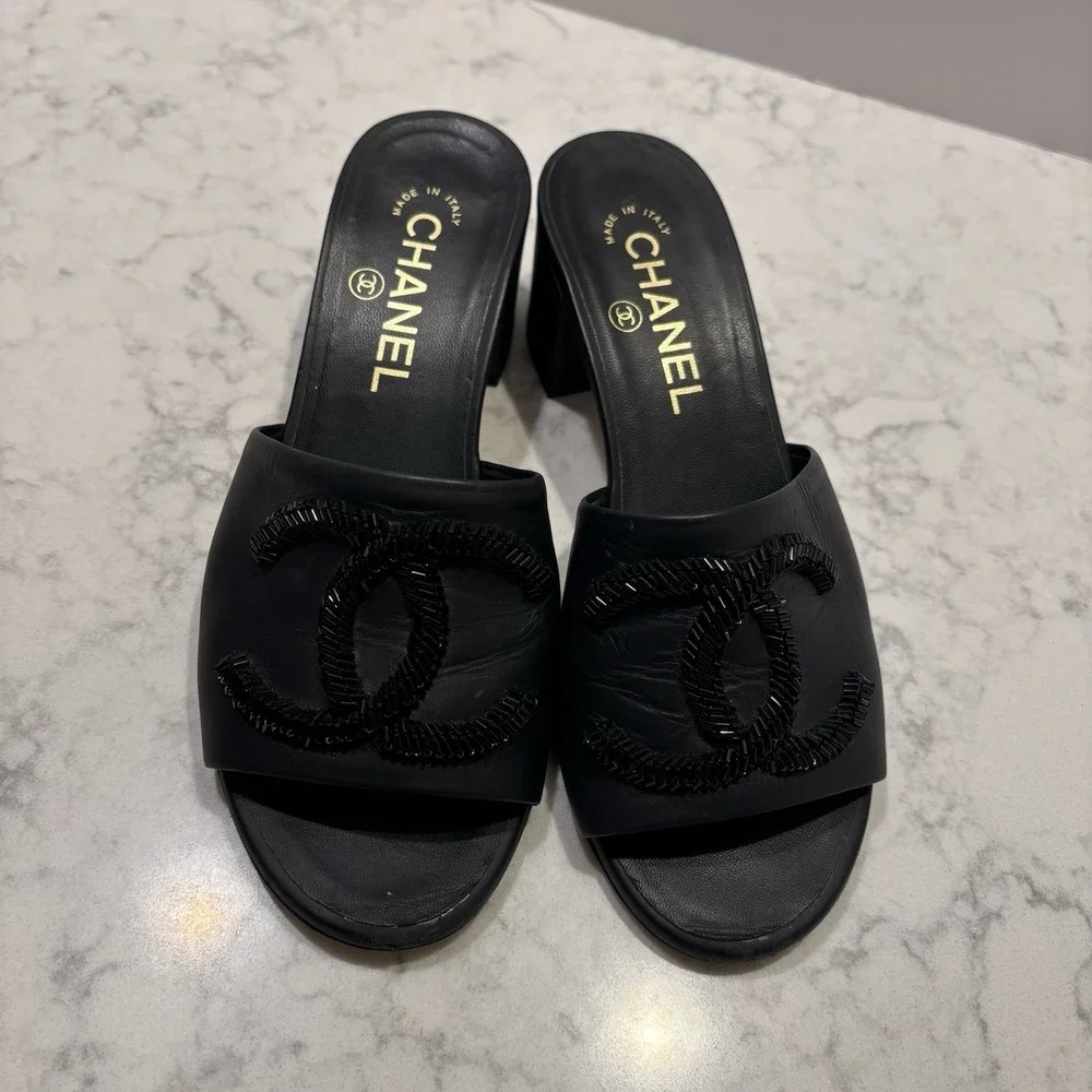 Chanel‎ Black Leather Beaded CC Logo Block Heel Mule Sandals 36.5 Made in Italy